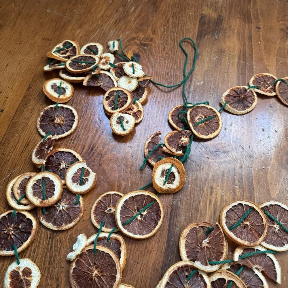 Homemade Dried Oranges Christmas Holiday Garland